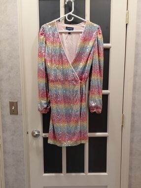 "Modcloth" Sz. L, Pastel Rainbow Sequin Wrap Mini Dress. 34in long,Lined,sleeves
